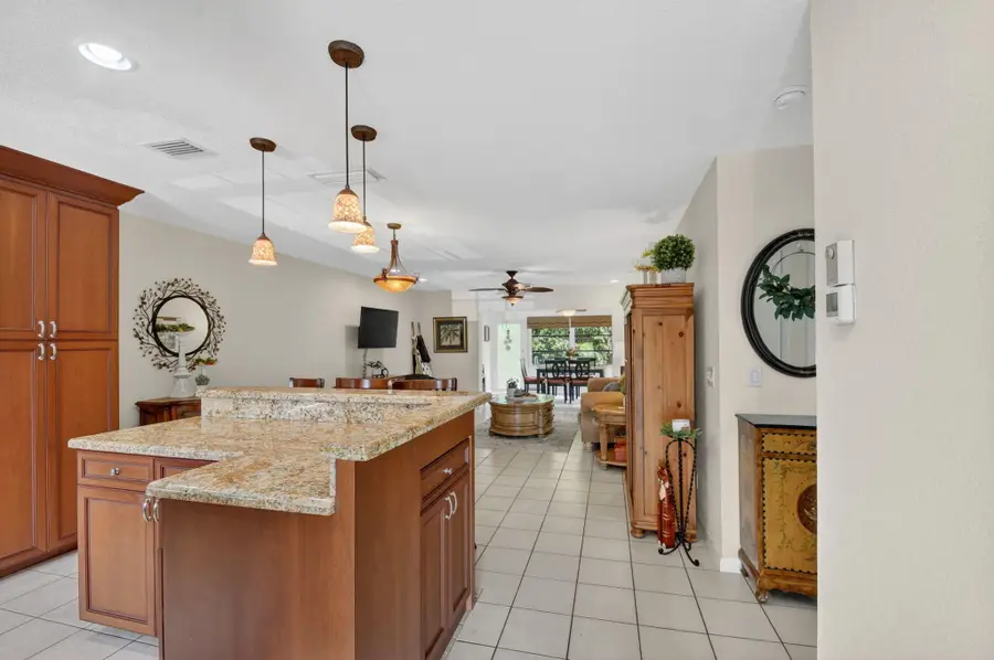 300 Cape Cod Circle, Lake Worth, FL 33467 - #2