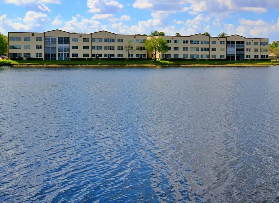 Address Withheld By Seller, Tamarac, FL 33321 - #2