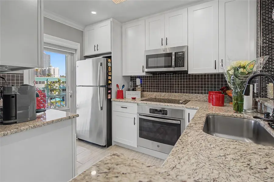 1461 S Ocean Boulevard #328, Lauderdale By The Sea, FL 33062 - #3