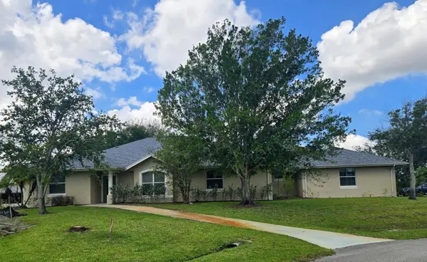 2879 SE Peru Street, Port St Lucie, FL 34984