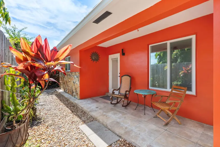 736 NE 36th Street, Oakland Park, FL 33334 - #2