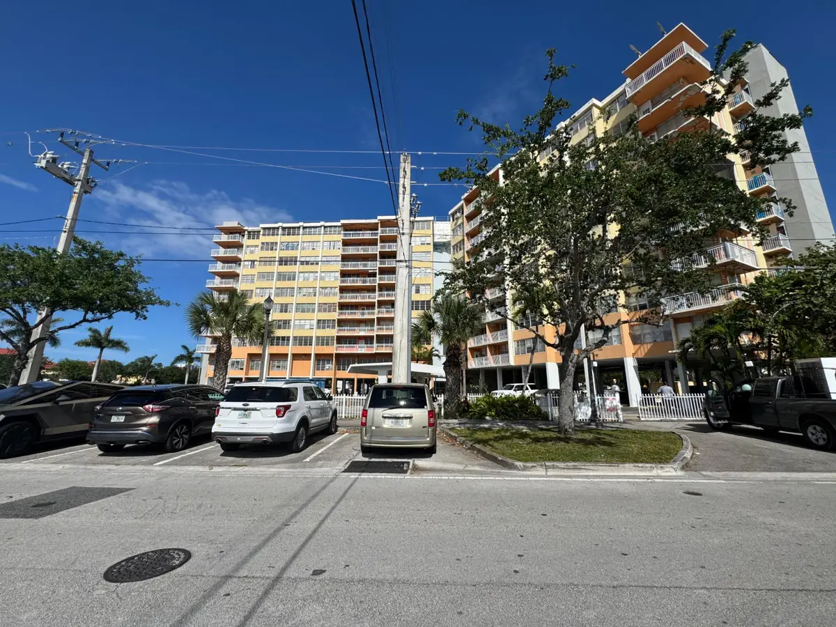 2025 NE 164th Street #601, North Miami Beach, FL 33162 - #1