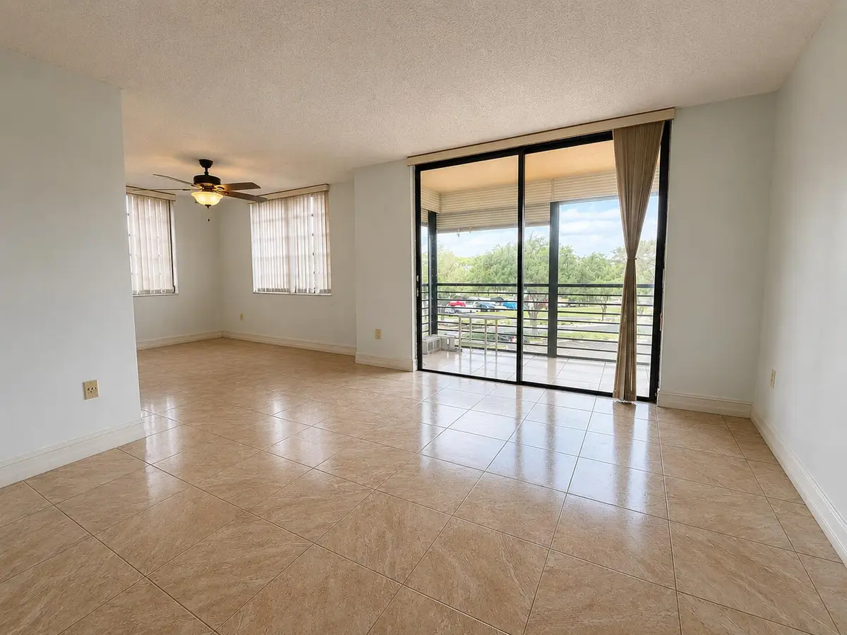 1000 Colony Point Circle #315, Pembroke Pines, FL 33026 - #1
