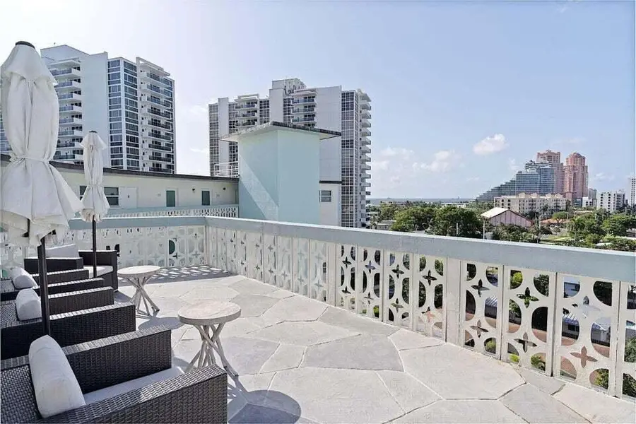 3250 NE 28th Street #Unit 302, Fort Lauderdale, FL 33308 - #3