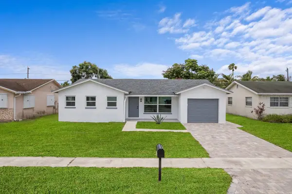 22171 SW 62nd Avenue, Boca Raton, FL 33428