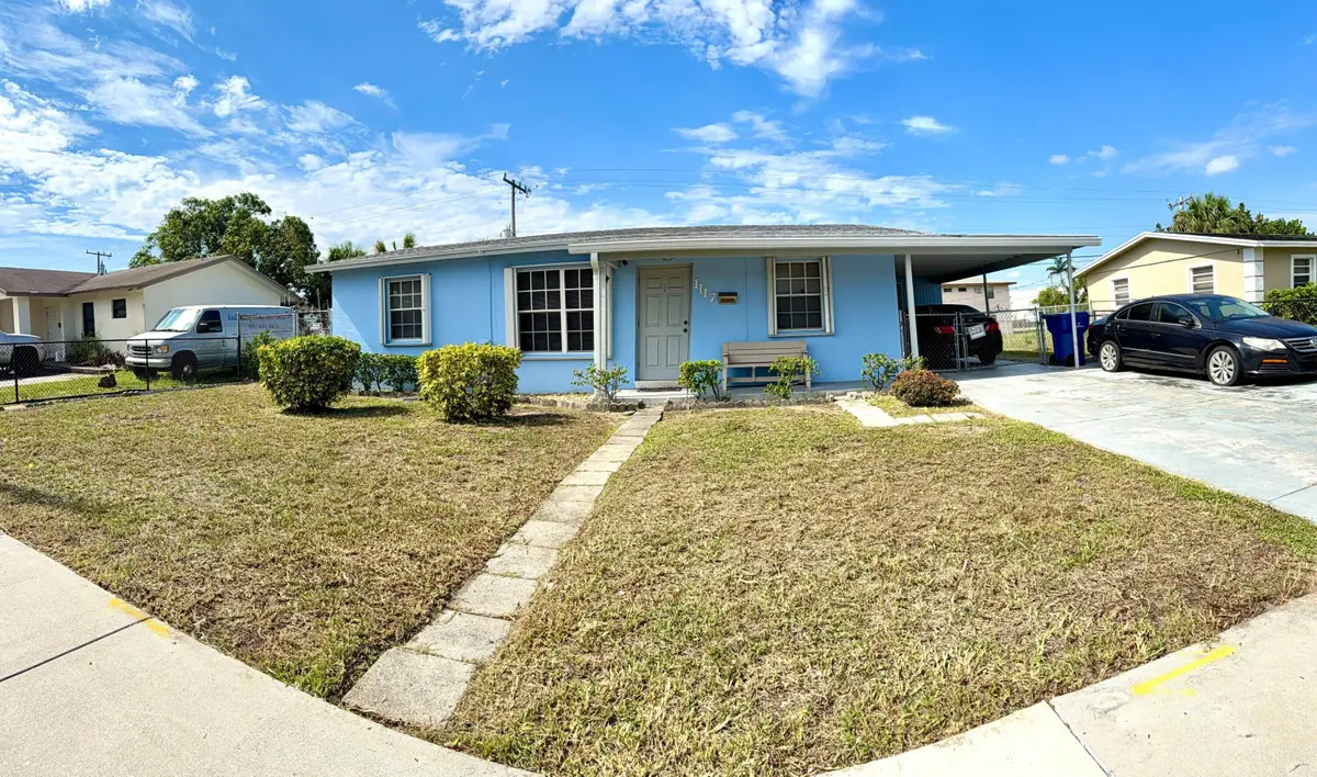 1117 W 23rd Street, Riviera Beach, FL 33404 - #1