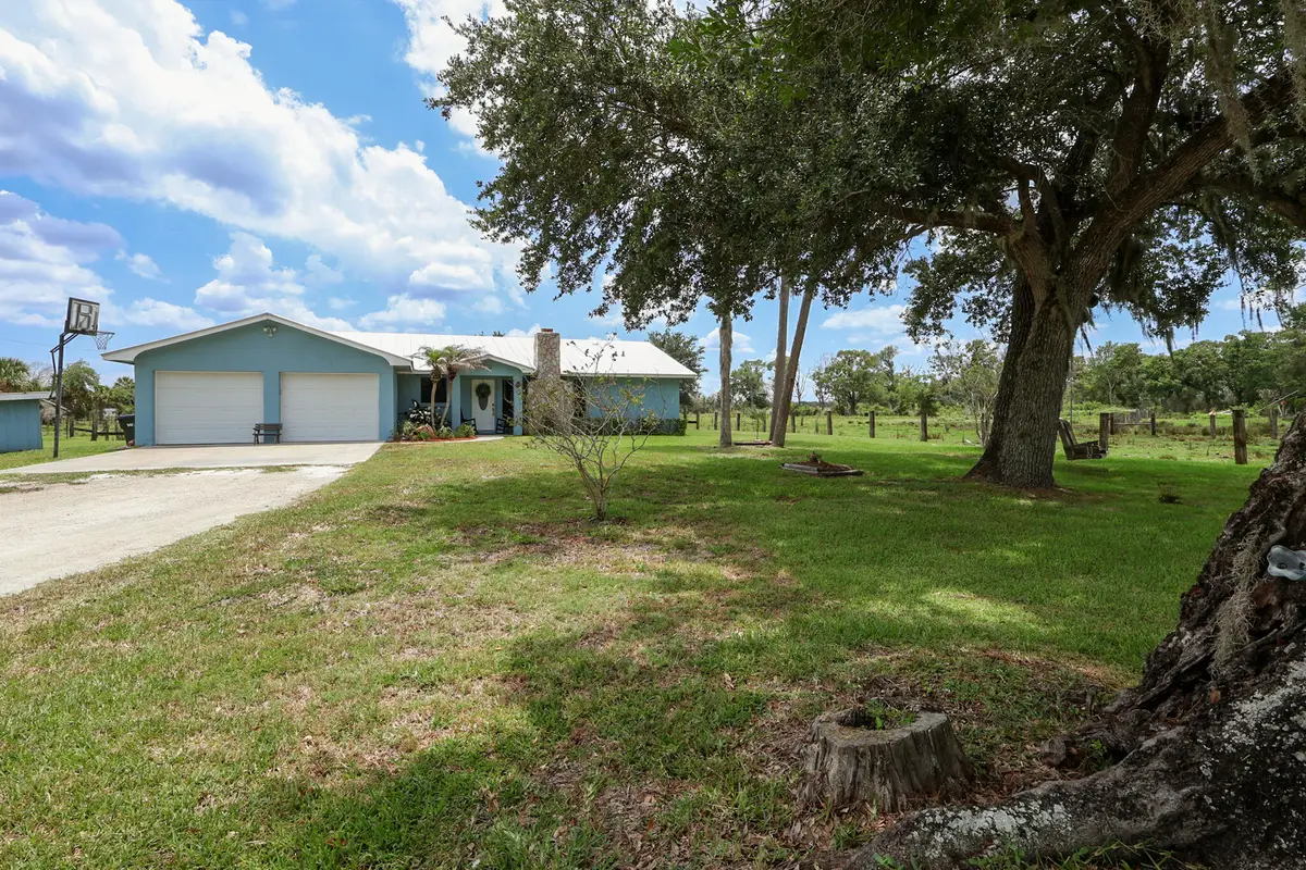860 NW 141st Street, Okeechobee, FL 34972 - #1