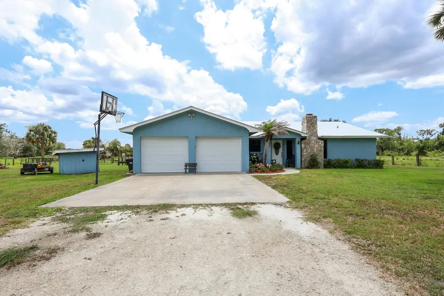 860 NW 141st Street, Okeechobee, FL 34972 - #2