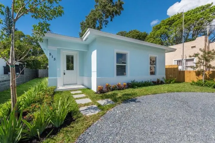 513 6th Avenue S, Lake Worth Beach, FL 33460 - #1