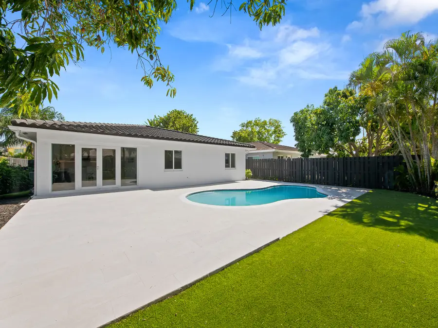 1750 NE 49th Street, Fort Lauderdale, FL 33334 - #2