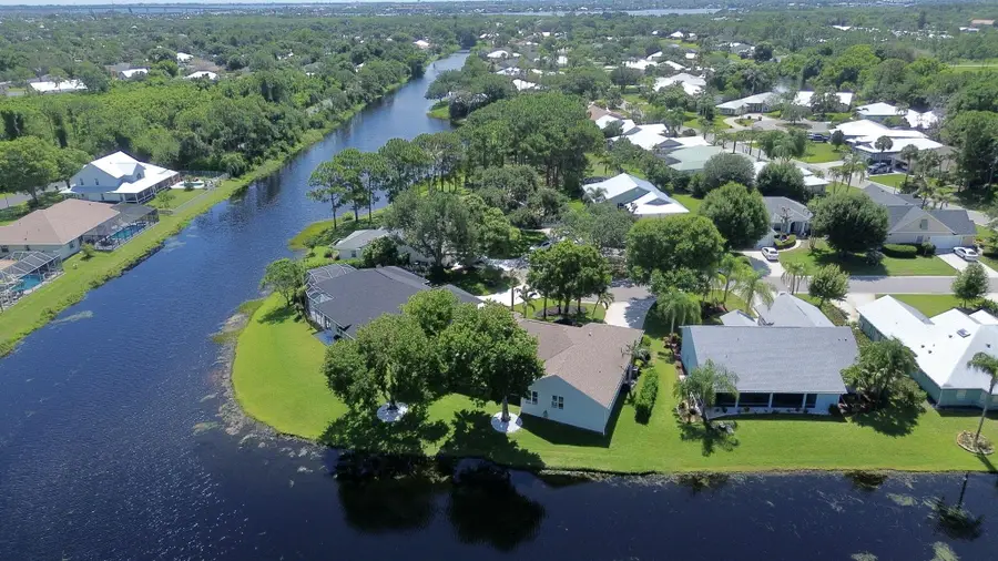 1146 SW Arrowhead Court, Palm City, FL 34990 - #2