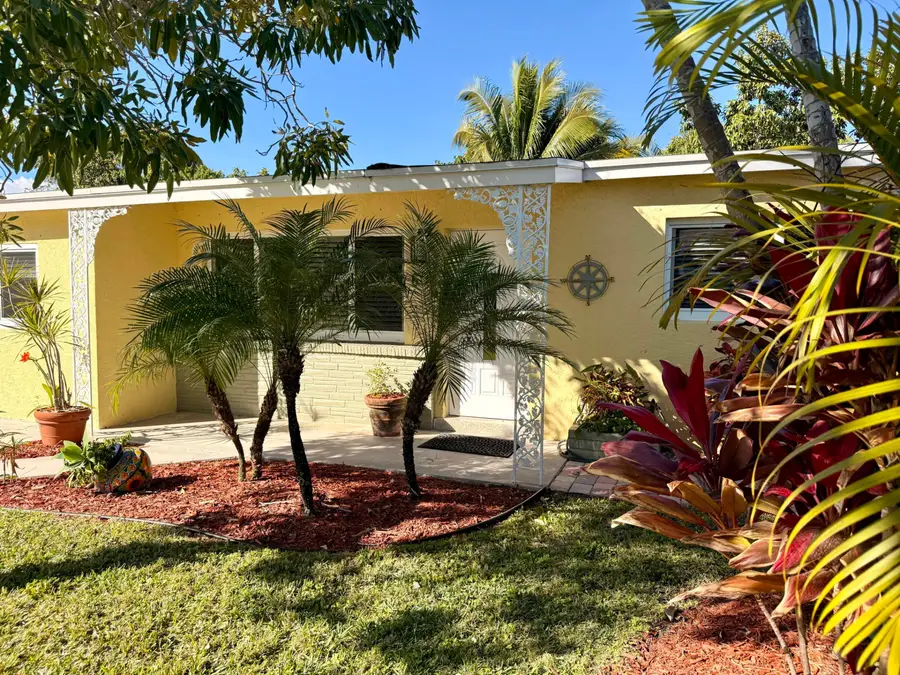 607 W Perry Street, Lantana, FL 33462 - #2