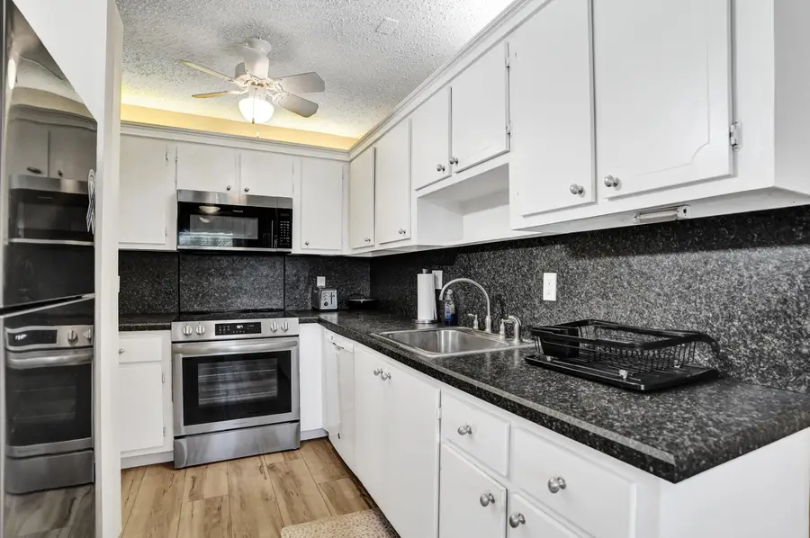 1050 Citrus Way #203, Delray Beach, FL 33445 - #3