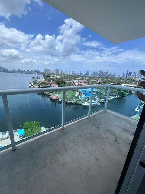 2841 NE 163rd Street #901, North Miami Beach, FL 33160