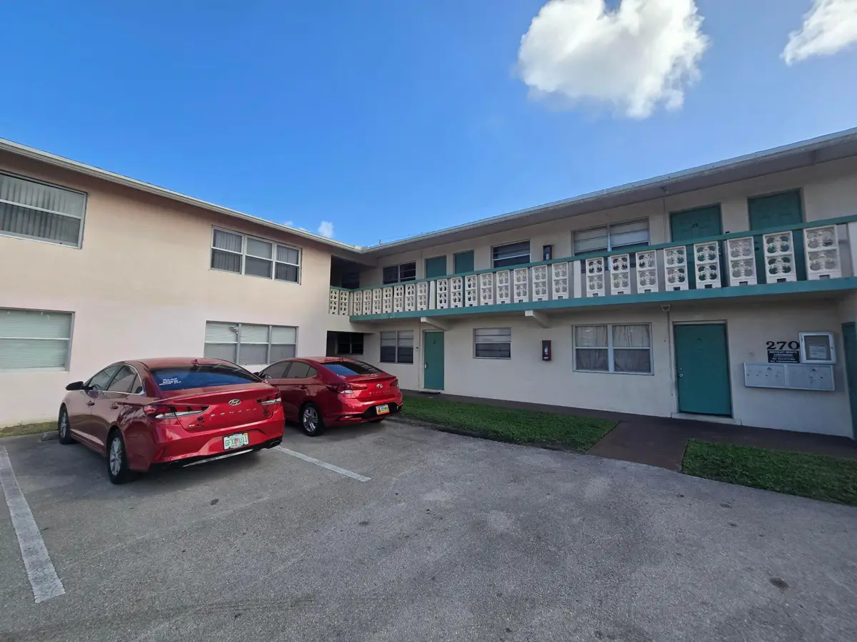 270 NE 40th Street Ne #26, Oakland Park, FL 33334 - #1