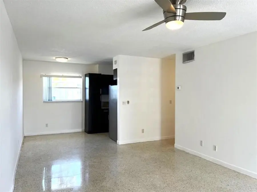 270 NE 40th Street Ne #26, Oakland Park, FL 33334 - #2