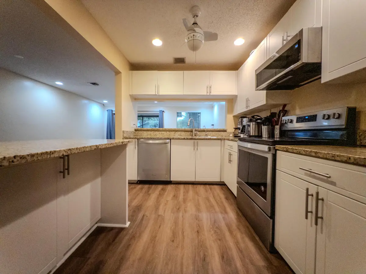 2011 E Discovery Cir E, Deerfield Beach, FL 33442 - #1