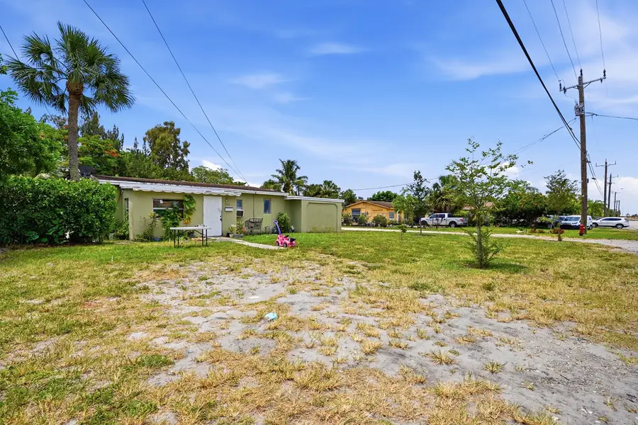 700 SW 8th Street, Pompano Beach, FL 33060 - #3