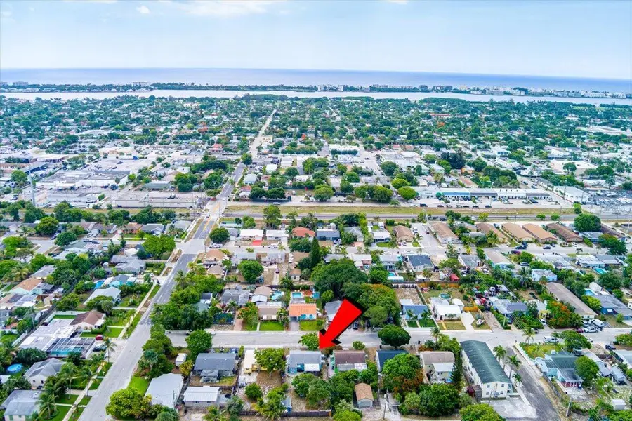 1219 N E Street, Lake Worth, FL 33460 - #3