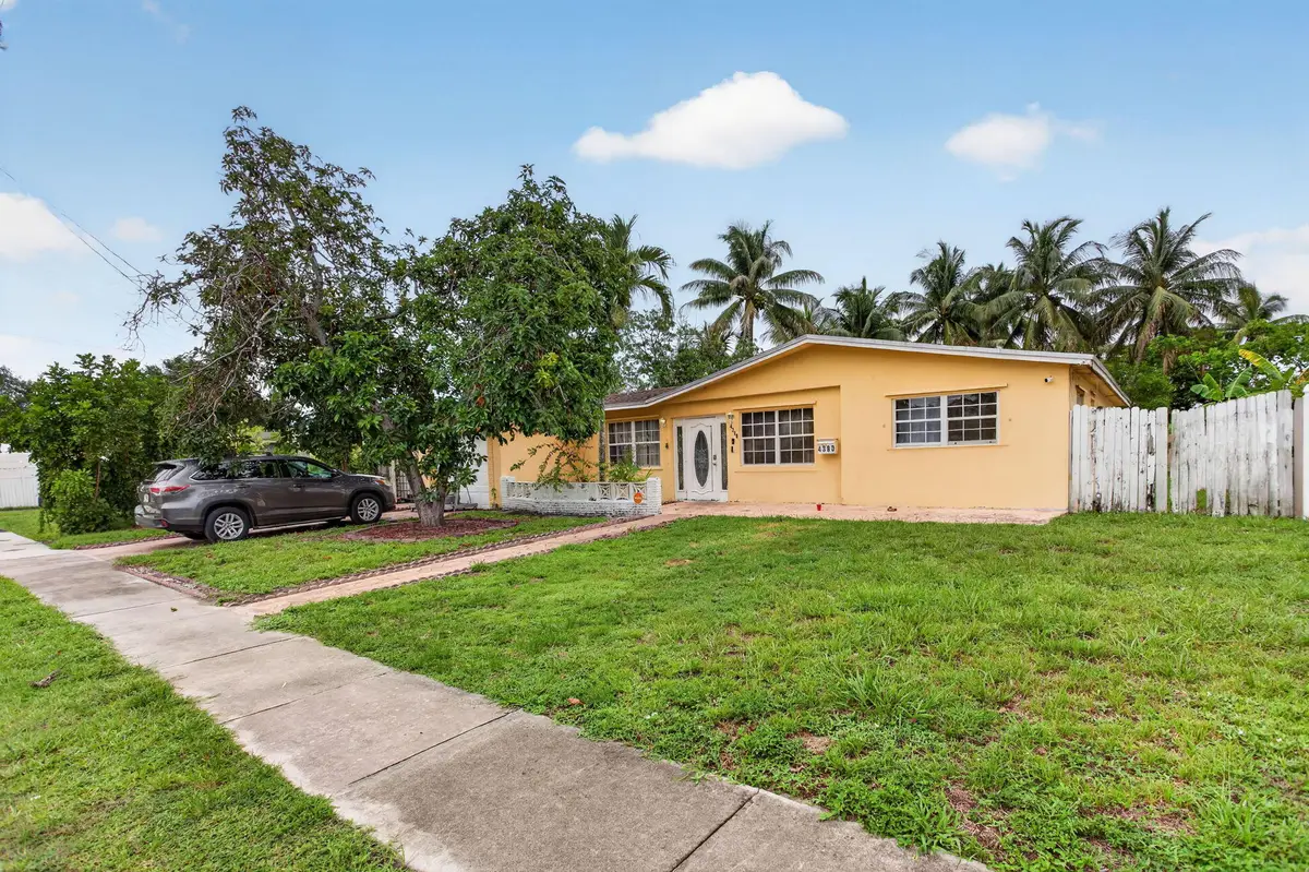 4390 NW 35th Avenue, Lauderdale Lakes, FL 33309 - #1