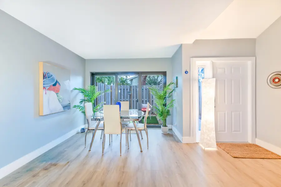 308 City View Drive, Fort Lauderdale, FL 33311 - #3