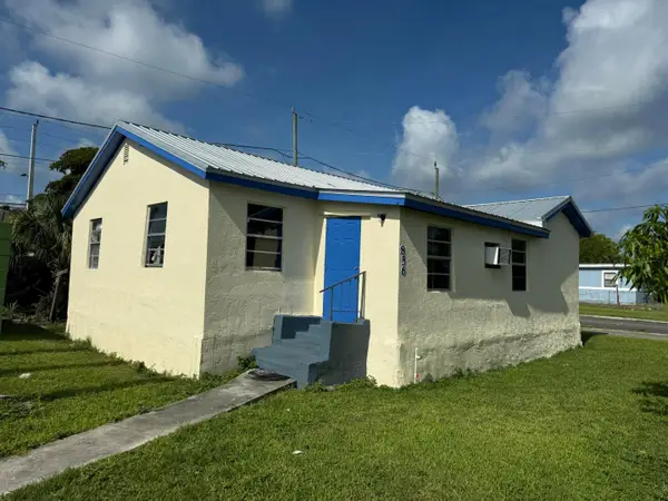 856 SW Ave D, Belle Glade, FL 33430