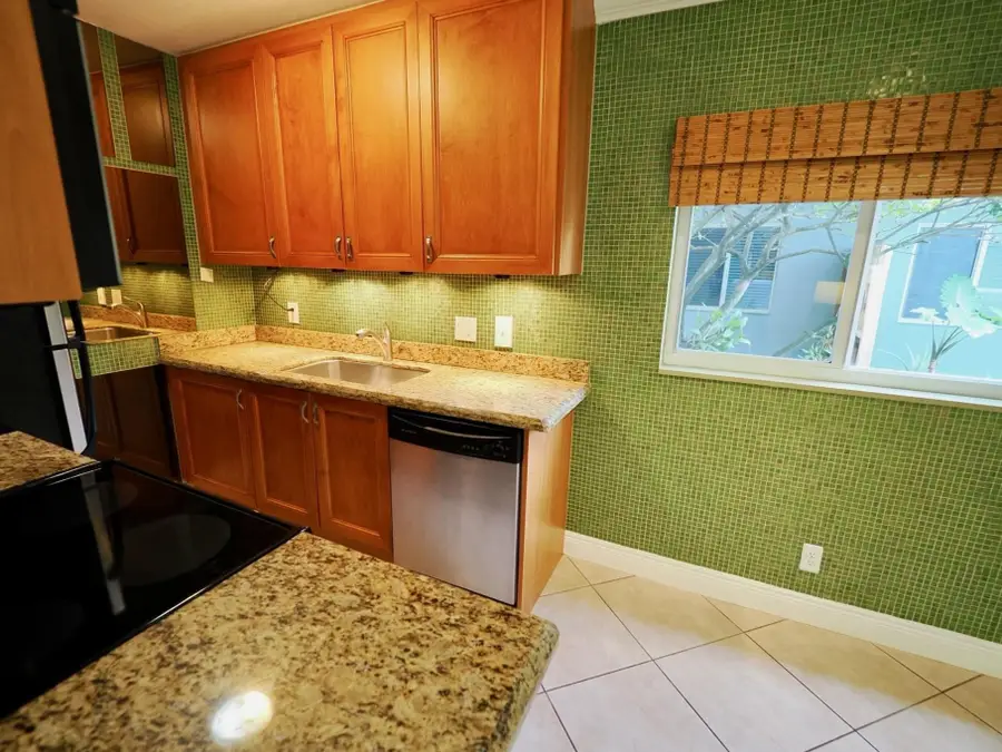 1460 NE 18th Street #104, Fort Lauderdale, FL 33305 - #2