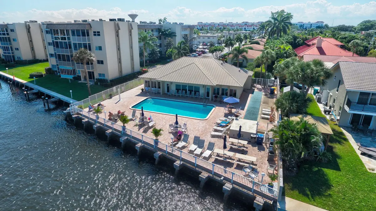 638 Snug Harbor Drive #E11, Boynton Beach, FL 33435 - #1
