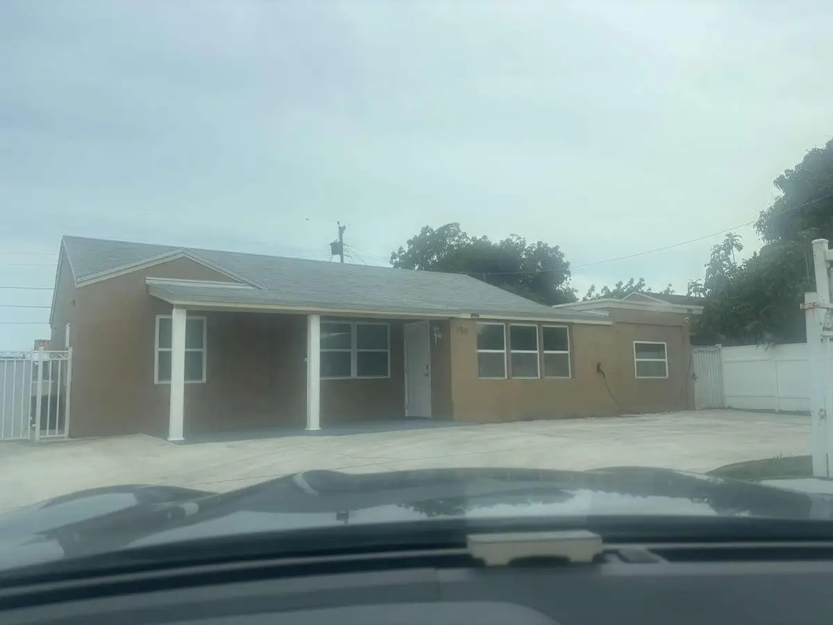 750 NE 4th Place, Hialeah, FL 33010 - #1
