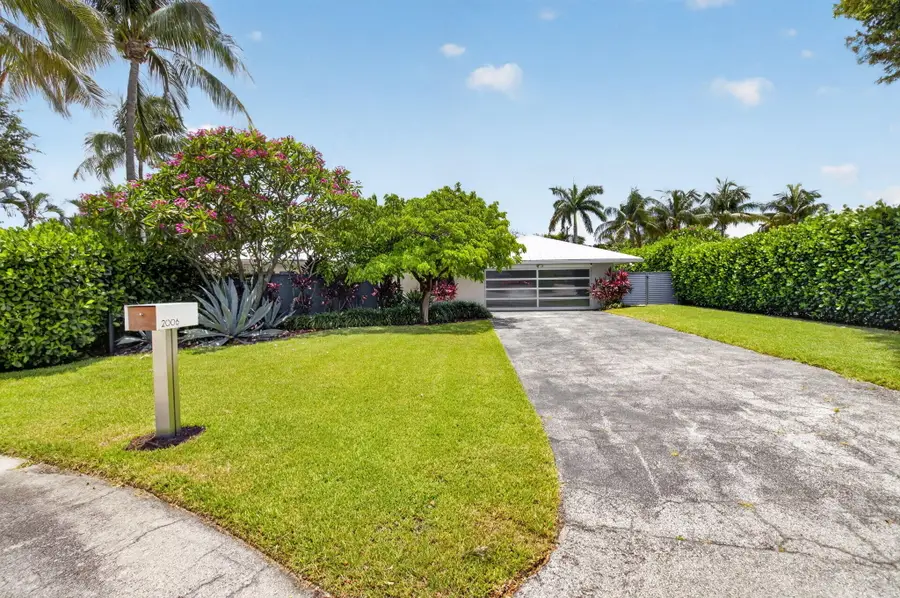 2006 NW 3rd Avenue, Delray Beach, FL 33444 - #2