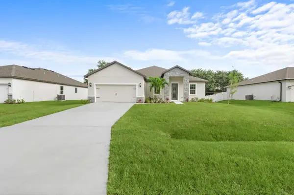 8016 102nd Court, Vero Beach, FL 32967
