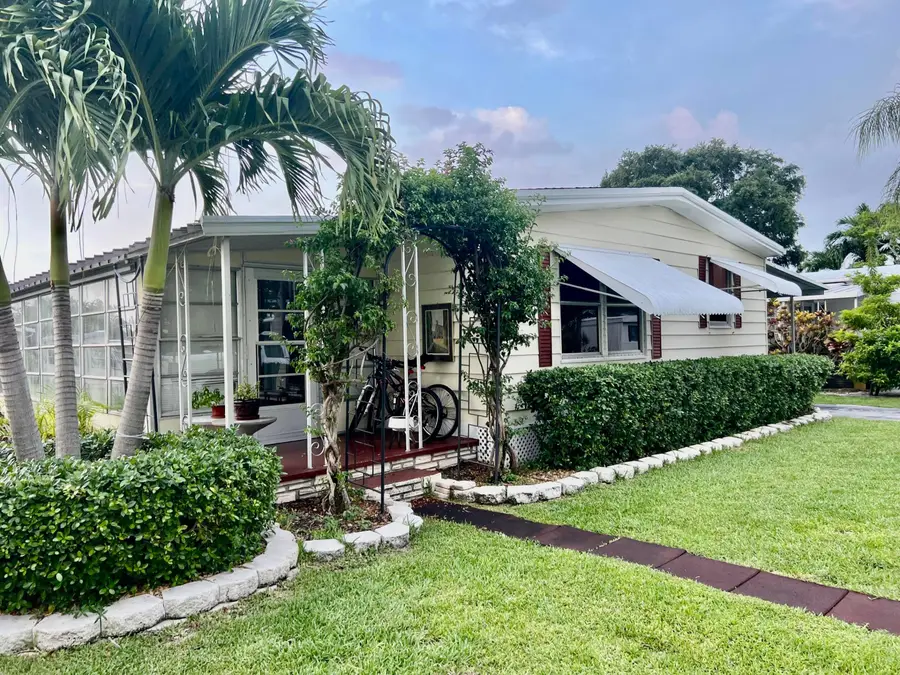 6730 NW 45th Terrace #Lot Q-04, Coconut Creek, FL 33073 - #2