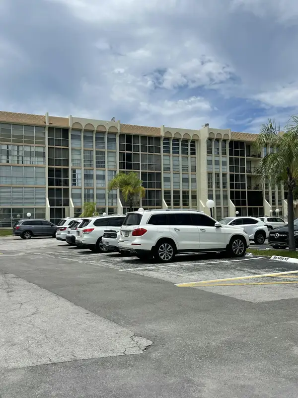 801 Three Islands Boulevard #306, Hallandale Beach, FL 33009