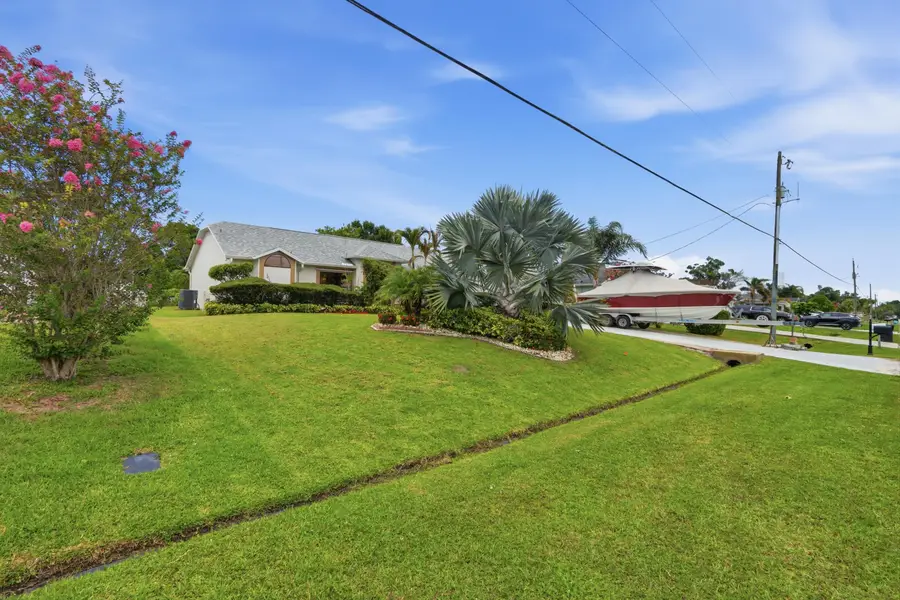 383 SE Whitmore Drive, Port Saint Lucie, FL 34984 - #3