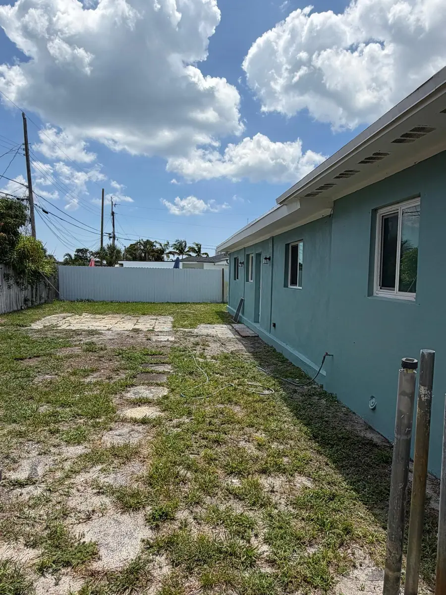 1405 6th Street, West Palm Beach, FL 33401 - #2