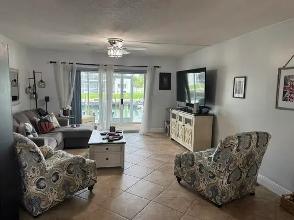 121 Wettaw Lane #115, North Palm Beach, FL 33408
