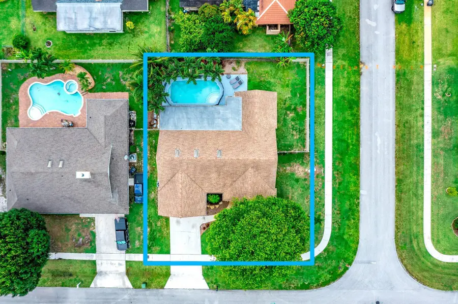 574 Juniper Place, Wellington, FL 33414 - #2