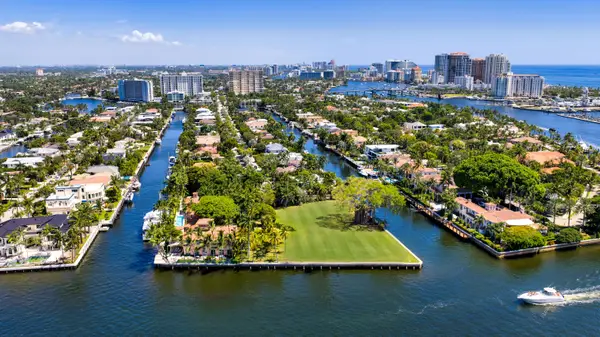 1000 Riviera Isle Drive, Fort Lauderdale, FL 33301