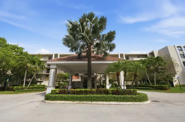 1915 Lavers Circle #E508, Delray Beach, FL 33444