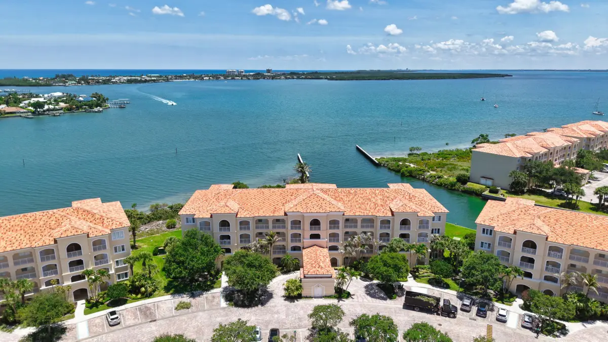 4 E Harbour Isle Drive E #Ph04, Fort Pierce, FL 34949 - #1