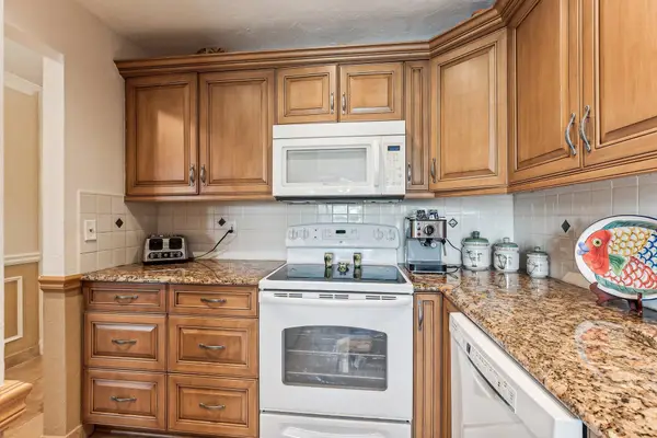 1051 Orange Terrace #103, Delray Beach, FL 33445