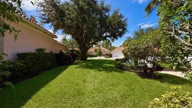 7240 Deer Point Lane, West Palm Beach, FL 33411 - #2