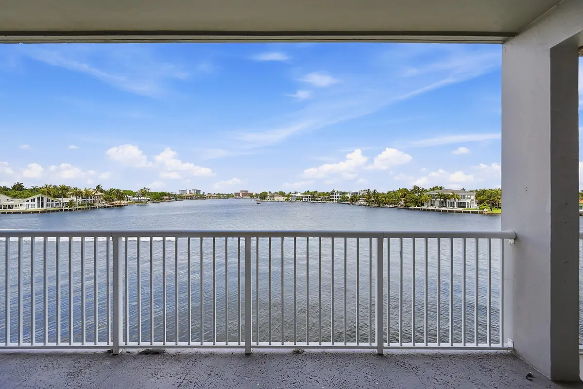 1201 S Riverside Drive #306, Pompano Beach, FL 33062 - #1