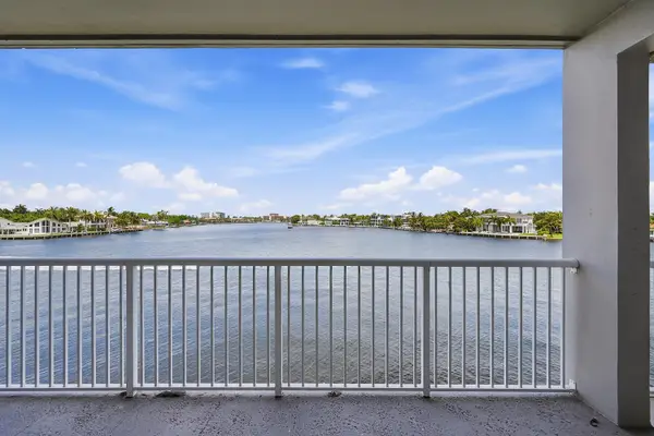 1201 S Riverside Drive #306, Pompano Beach, FL 33062