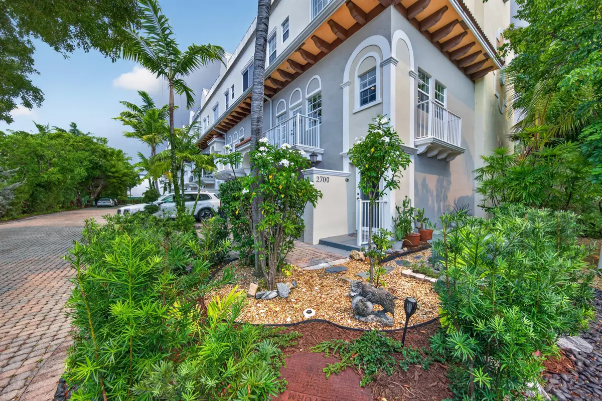 2700 NE 8th Avenue, Wilton Manors, FL 33334 - #1