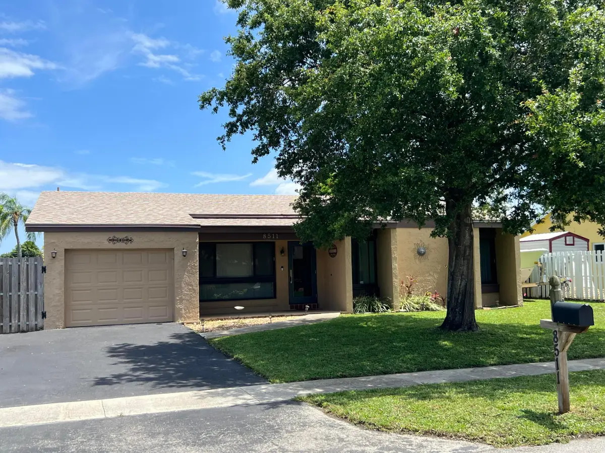 8511 NW 8th Street, Pembroke Pines, FL 33024 - #1
