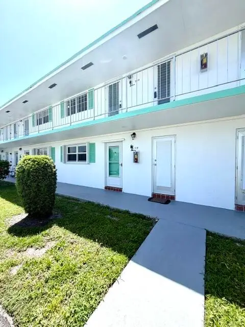 1116 Lake Terrace #114, Boynton Beach, FL 33426 - #2