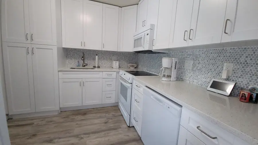 50 Plymouth, West Palm Beach, FL 33417 - #2