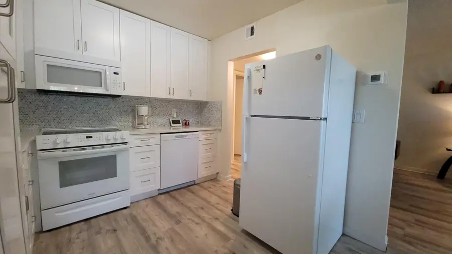 50 Plymouth, West Palm Beach, FL 33417 - #3