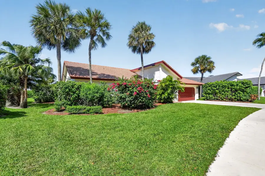 2400 SW 23rd Cranbrook Drive, Boynton Beach, FL 33436 - #2